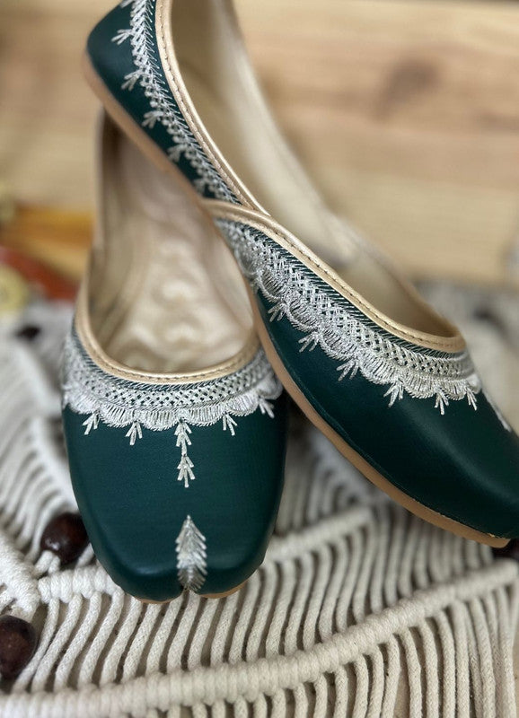 Handcrafted juttis, heels, bellies, flats, and mules for weddings, festivals, and daily wear – DESI COLOUR