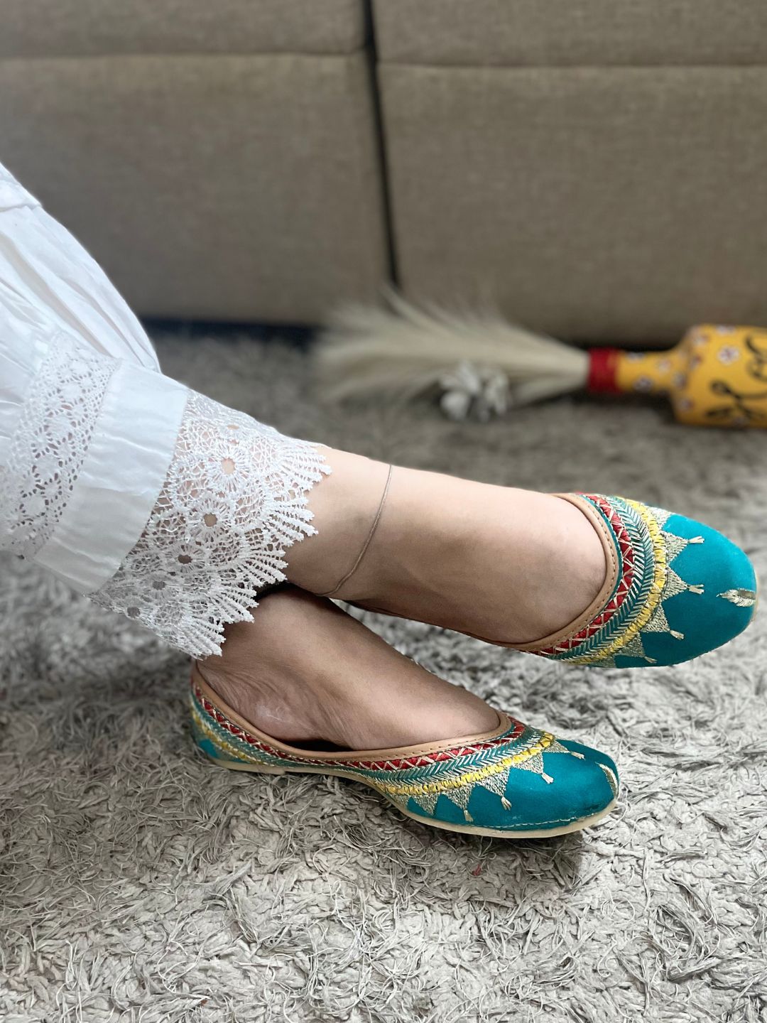 DESI COLOUR Women Sea Green Ethnic Punjabi Jutti