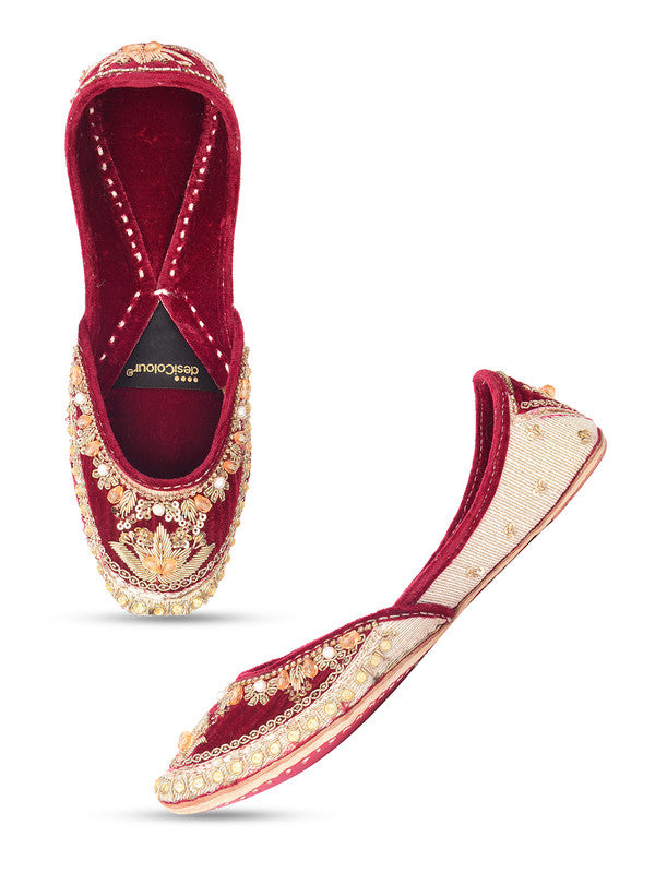 Handcrafted juttis, heels, bellies, flats, and mules for weddings, festivals, and daily wear – DESI COLOUR
