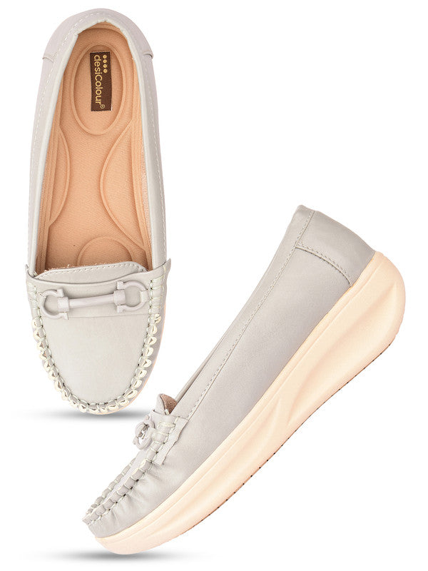 Handcrafted juttis, heels, bellies, flats, and mules for weddings, festivals, and daily wear – DESI COLOUR