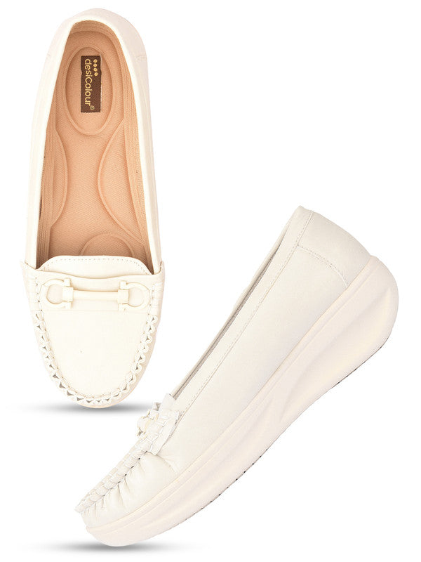 Handcrafted juttis, heels, bellies, flats, and mules for weddings, festivals, and daily wear – DESI COLOUR