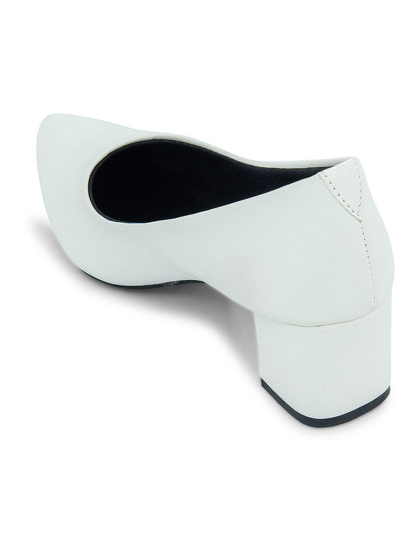 Handcrafted juttis, heels, bellies, flats, and mules for weddings, festivals, and daily wear – DESI COLOUR