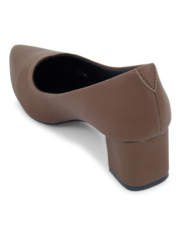 Handcrafted juttis, heels, bellies, flats, and mules for weddings, festivals, and daily wear – DESI COLOUR