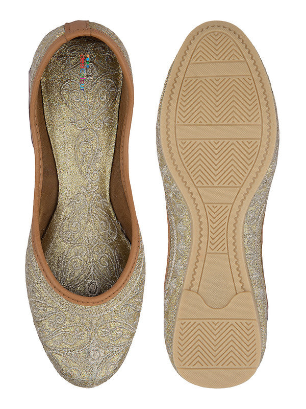 Handcrafted juttis, heels, bellies, flats, and mules for weddings, festivals, and daily wear – DESI COLOUR