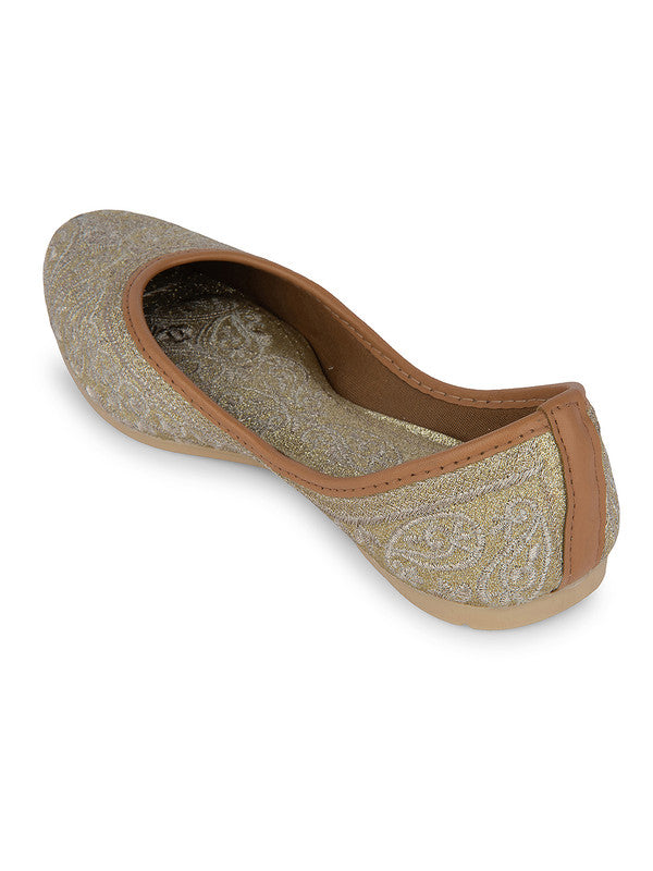 Handcrafted juttis, heels, bellies, flats, and mules for weddings, festivals, and daily wear – DESI COLOUR