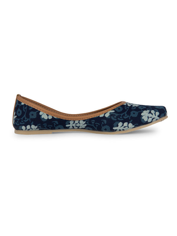 Handcrafted juttis, heels, bellies, flats, and mules for weddings, festivals, and daily wear – DESI COLOUR