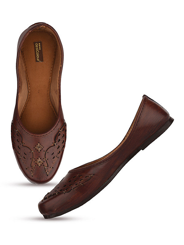 Handcrafted juttis, heels, bellies, flats, and mules for weddings, festivals, and daily wear – DESI COLOUR