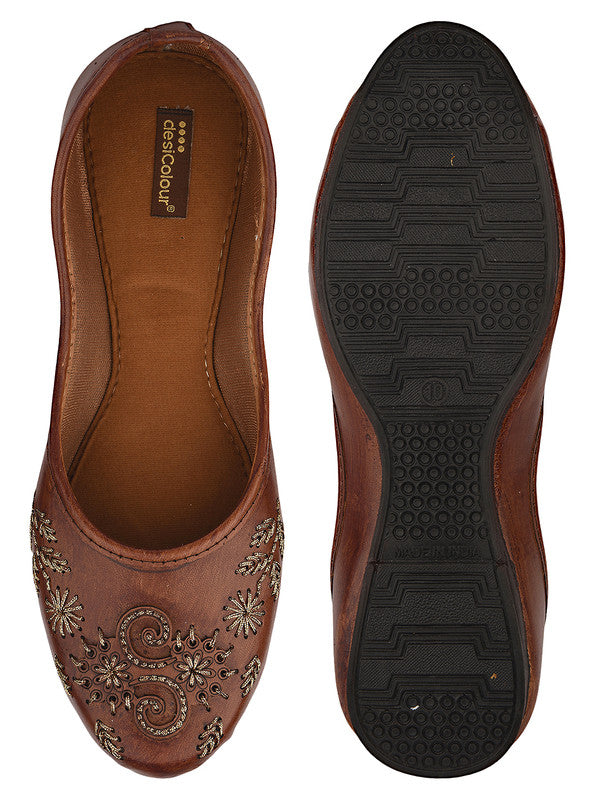 Handcrafted juttis, heels, bellies, flats, and mules for weddings, festivals, and daily wear – DESI COLOUR