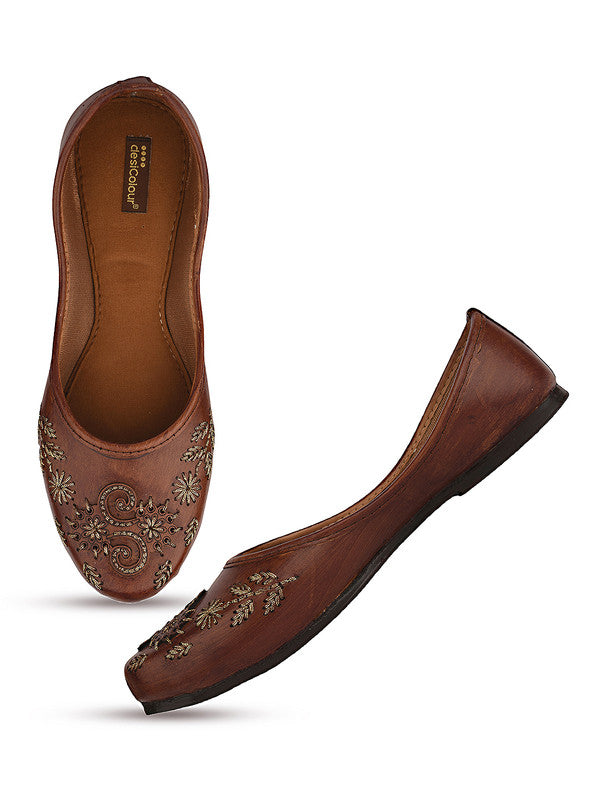 Handcrafted juttis, heels, bellies, flats, and mules for weddings, festivals, and daily wear – DESI COLOUR