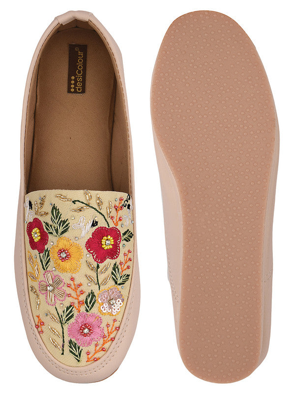 Handcrafted juttis, heels, bellies, flats, and mules for weddings, festivals, and daily wear – DESI COLOUR