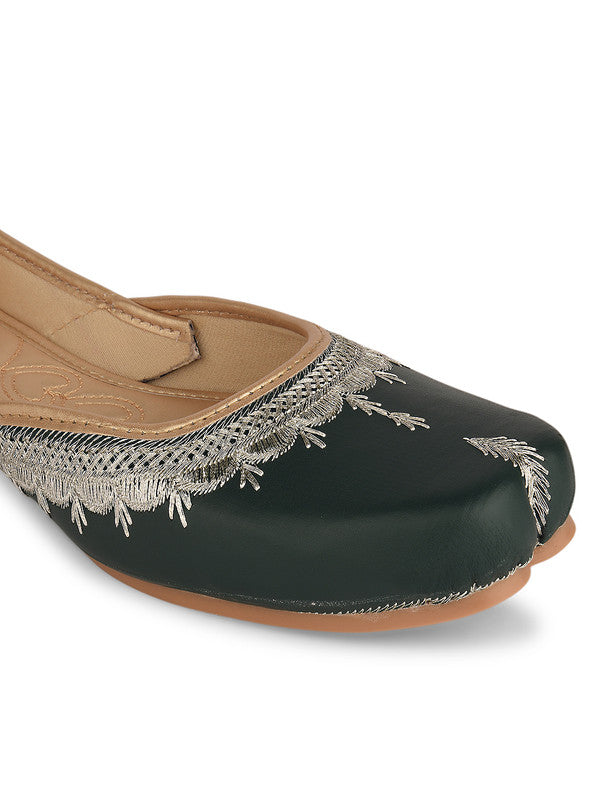Handcrafted juttis, heels, bellies, flats, and mules for weddings, festivals, and daily wear – DESI COLOUR