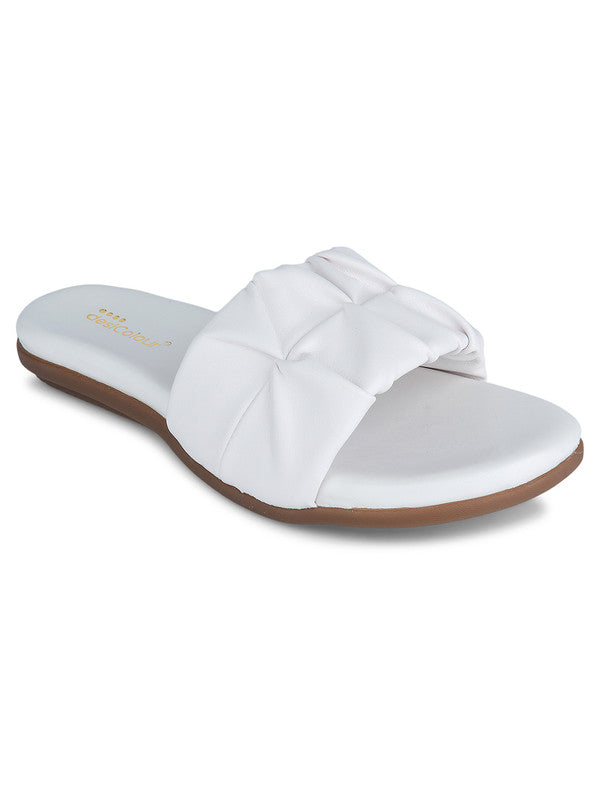Handcrafted juttis, heels, bellies, flats, and mules for weddings, festivals, and daily wear – DESI COLOUR