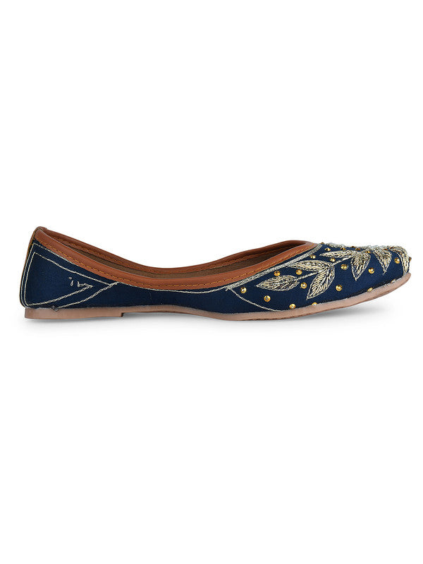 Handcrafted juttis, heels, bellies, flats, and mules for weddings, festivals, and daily wear – DESI COLOUR
