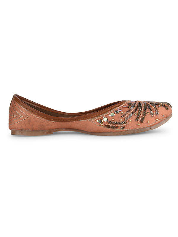 Handcrafted juttis, heels, bellies, flats, and mules for weddings, festivals, and daily wear – DESI COLOUR