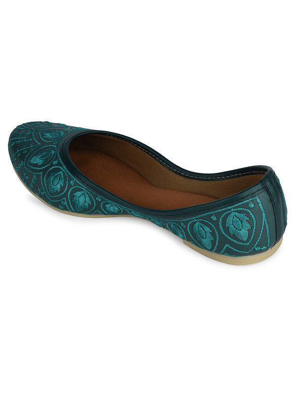 Handcrafted juttis, heels, bellies, flats, and mules for weddings, festivals, and daily wear – DESI COLOUR