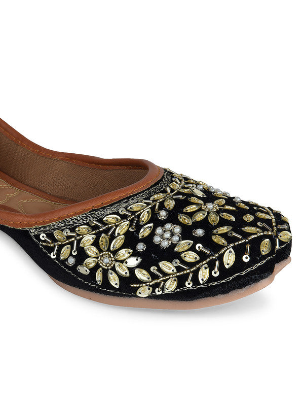 Handcrafted juttis, heels, bellies, flats, and mules for weddings, festivals, and daily wear – DESI COLOUR