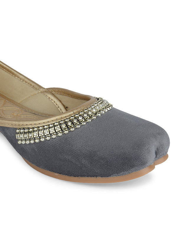 Handcrafted juttis, heels, bellies, flats, and mules for weddings, festivals, and daily wear – DESI COLOUR