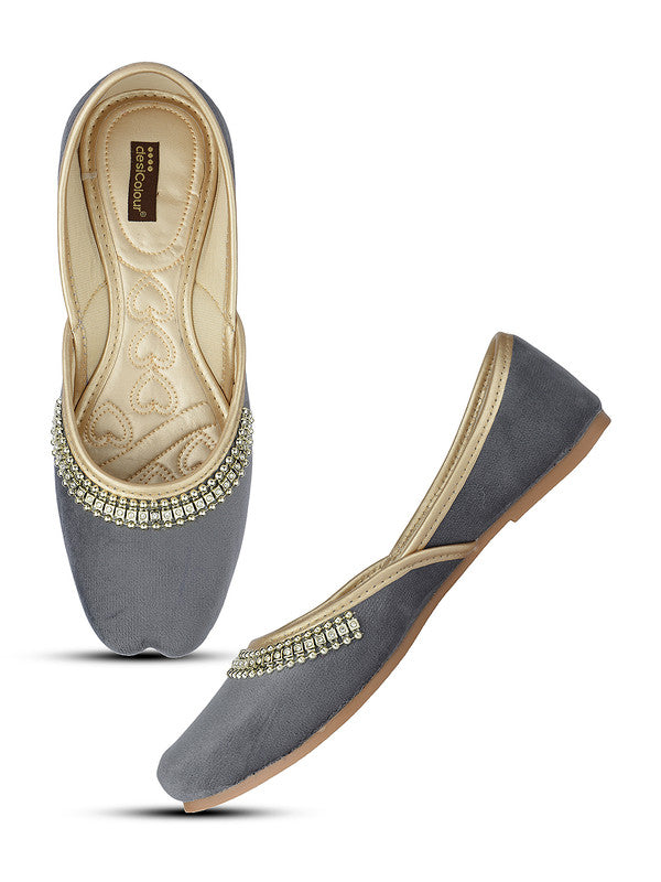 Handcrafted juttis, heels, bellies, flats, and mules for weddings, festivals, and daily wear – DESI COLOUR