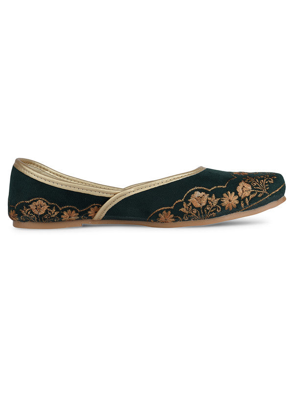Handcrafted juttis, heels, bellies, flats, and mules for weddings, festivals, and daily wear – DESI COLOUR