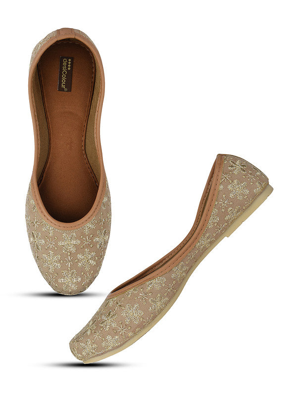 Handcrafted juttis, heels, bellies, flats, and mules for weddings, festivals, and daily wear – DESI COLOUR
