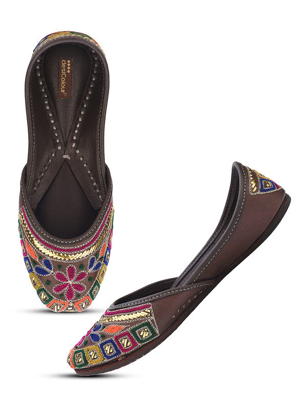 Handcrafted juttis, heels, bellies, flats, and mules for weddings, festivals, and daily wear – DESI COLOUR