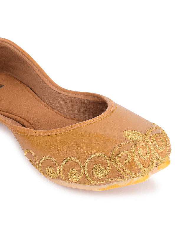 Handcrafted juttis, heels, bellies, flats, and mules for weddings, festivals, and daily wear – DESI COLOUR