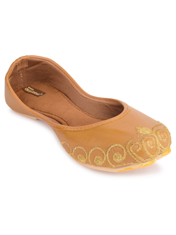 Handcrafted juttis, heels, bellies, flats, and mules for weddings, festivals, and daily wear – DESI COLOUR