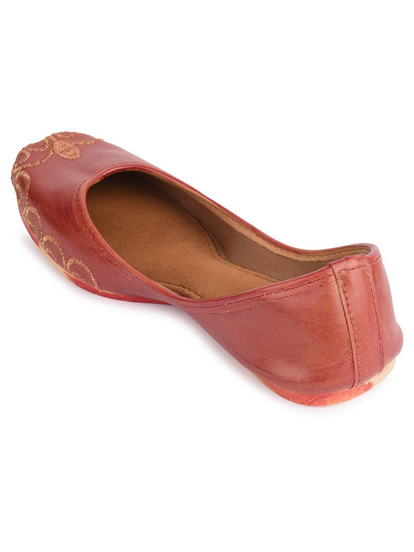 Handcrafted juttis, heels, bellies, flats, and mules for weddings, festivals, and daily wear – DESI COLOUR
