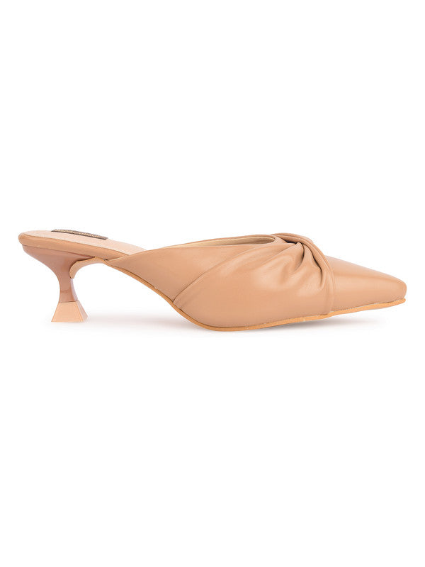 Handcrafted juttis, heels, bellies, flats, and mules for weddings, festivals, and daily wear – DESI COLOUR