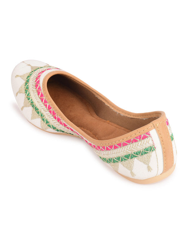 Handcrafted juttis, heels, bellies, flats, and mules for weddings, festivals, and daily wear – DESI COLOUR