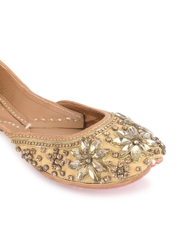 Handcrafted juttis, heels, bellies, flats, and mules for weddings, festivals, and daily wear – DESI COLOUR