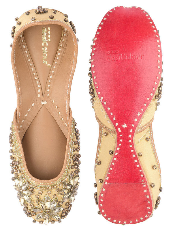 Handcrafted juttis, heels, bellies, flats, and mules for weddings, festivals, and daily wear – DESI COLOUR