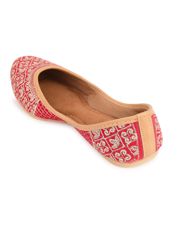 Handcrafted juttis, heels, bellies, flats, and mules for weddings, festivals, and daily wear – DESI COLOUR
