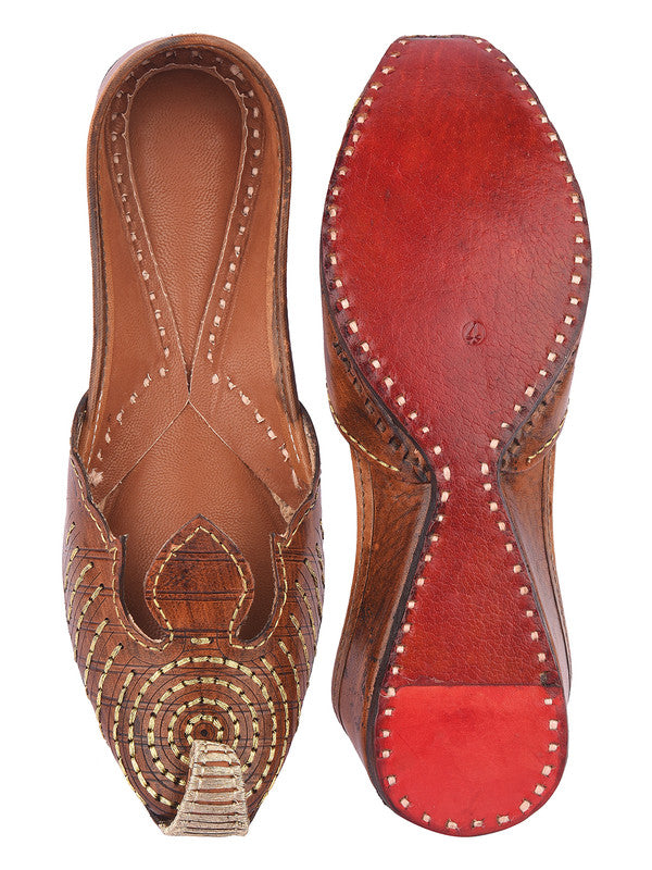 Handcrafted juttis, heels, bellies, flats, and mules for weddings, festivals, and daily wear – DESI COLOUR