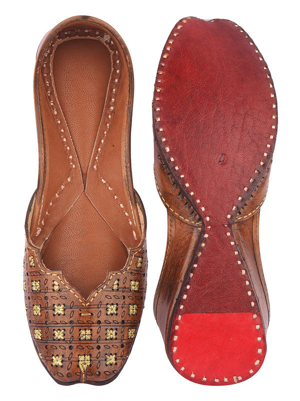 Handcrafted juttis, heels, bellies, flats, and mules for weddings, festivals, and daily wear – DESI COLOUR