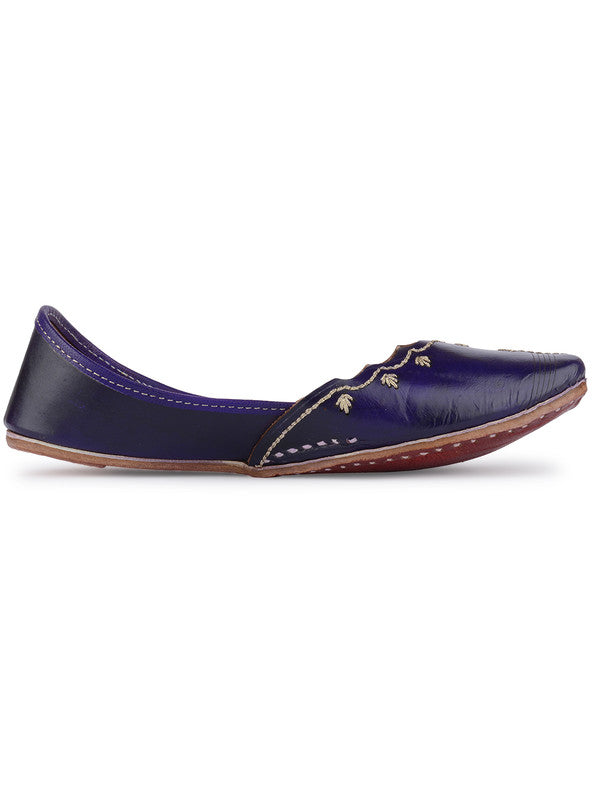 Handcrafted juttis, heels, bellies, flats, and mules for weddings, festivals, and daily wear – DESI COLOUR