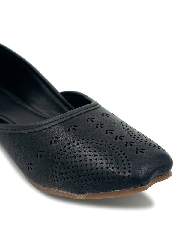 Handcrafted juttis, heels, bellies, flats, and mules for weddings, festivals, and daily wear – DESI COLOUR