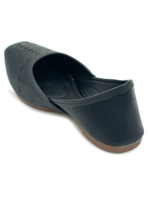 Handcrafted juttis, heels, bellies, flats, and mules for weddings, festivals, and daily wear – DESI COLOUR