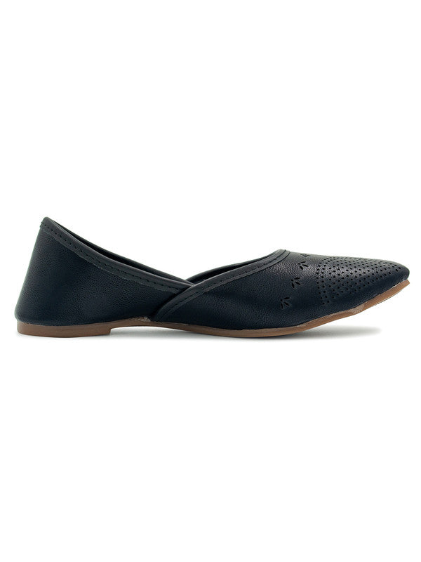 Handcrafted juttis, heels, bellies, flats, and mules for weddings, festivals, and daily wear – DESI COLOUR