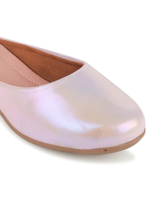 Handcrafted juttis, heels, bellies, flats, and mules for weddings, festivals, and daily wear – DESI COLOUR