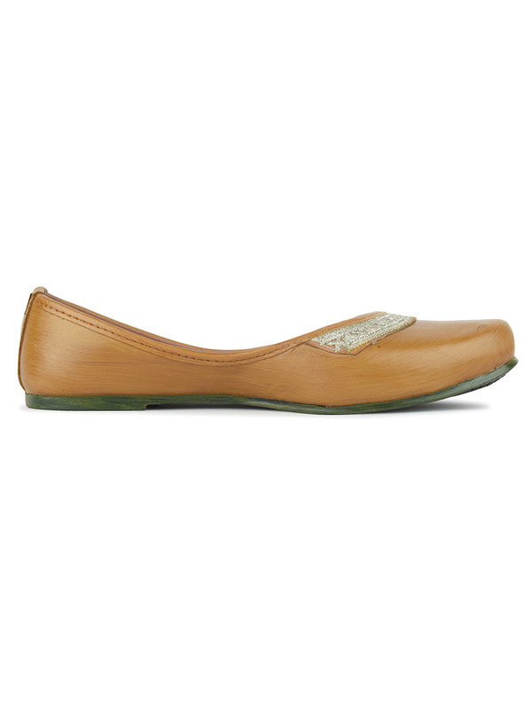 Handcrafted juttis, heels, bellies, flats, and mules for weddings, festivals, and daily wear – DESI COLOUR