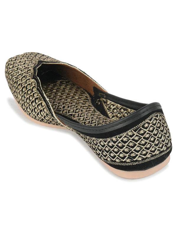 Handcrafted juttis, heels, bellies, flats, and mules for weddings, festivals, and daily wear – DESI COLOUR