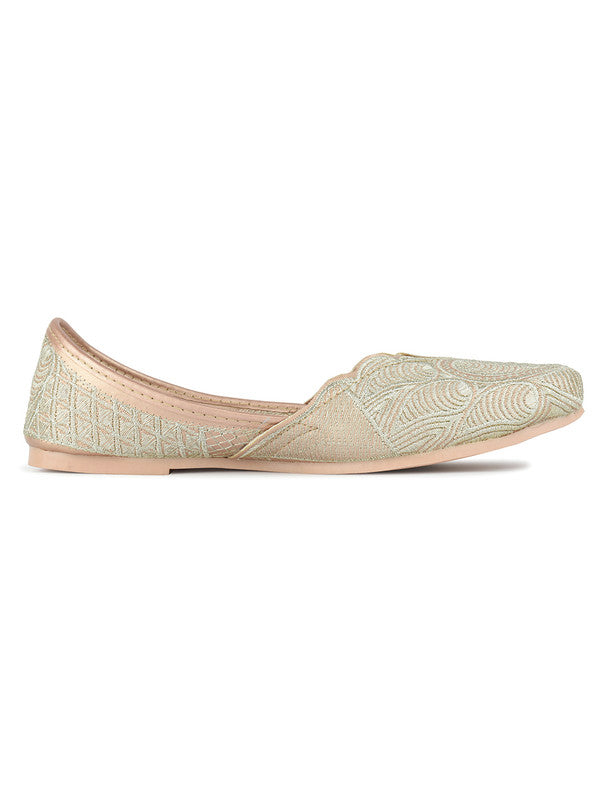 Handcrafted juttis, heels, bellies, flats, and mules for weddings, festivals, and daily wear – DESI COLOUR