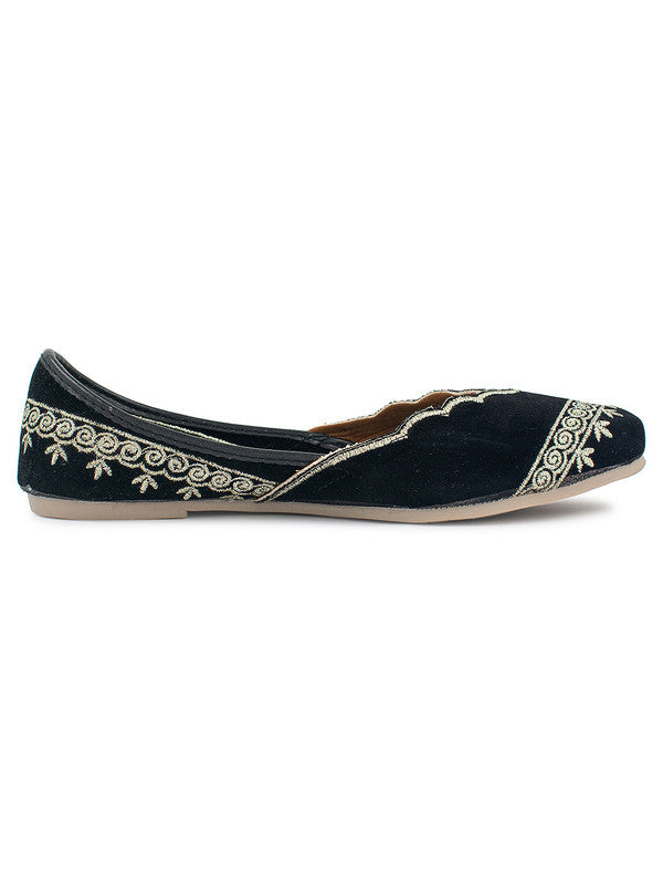 Handcrafted juttis, heels, bellies, flats, and mules for weddings, festivals, and daily wear – DESI COLOUR