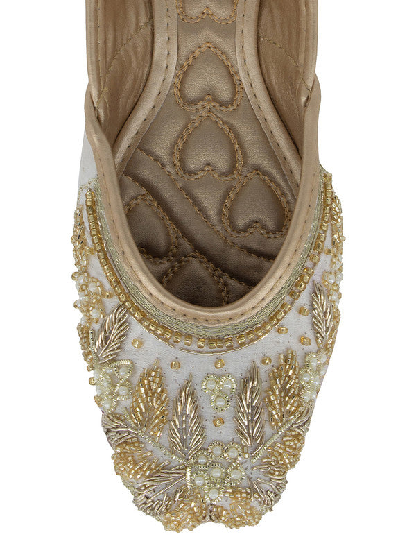Handcrafted juttis, heels, bellies, flats, and mules for weddings, festivals, and daily wear – DESI COLOUR