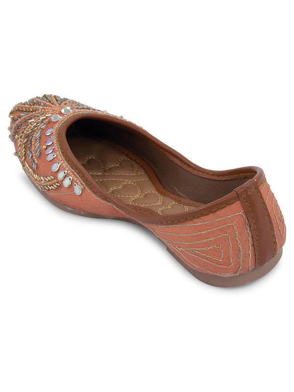 Handcrafted juttis, heels, bellies, flats, and mules for weddings, festivals, and daily wear – DESI COLOUR