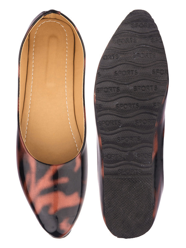 Handcrafted juttis, heels, bellies, flats, and mules for weddings, festivals, and daily wear – DESI COLOUR