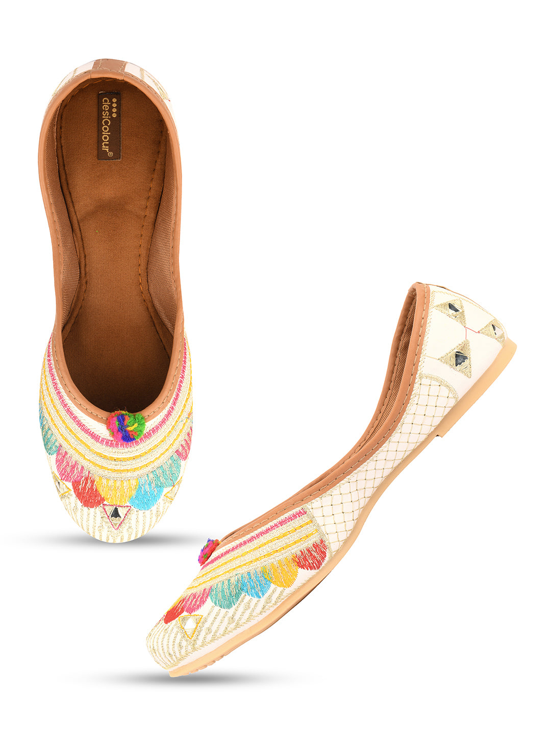 DESI COLOUR Women White Ethnic Punjabi Jutti