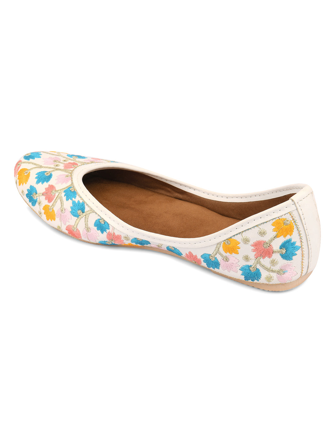 DESI COLOUR Women White Ethnic Punjabi Jutti