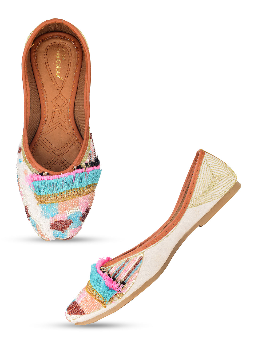DESI COLOUR Women White Ethnic Punjabi Jutti